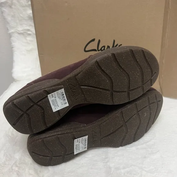 Clarks Roseville Lace Burgundy Suede Women’s Ankle Boots Size 10 W