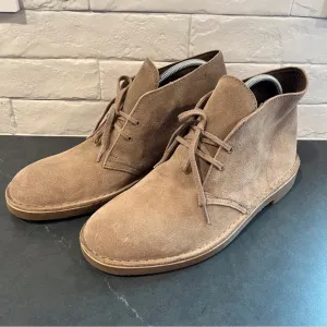Clarks sz 9.5 Bushacre2 khaki taupe suede boots