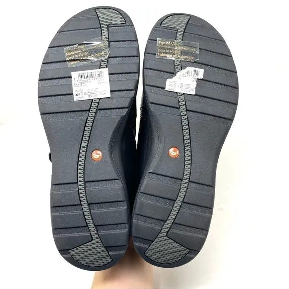 Clarks Un Adorn Zip Black Leather Combo NARROW