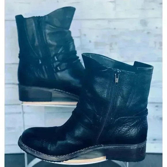 Clarks Volara Dina Black Leather Casual Comfort Boots Booties Size 7.5M