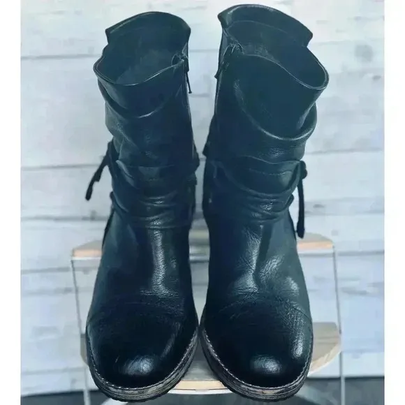 Clarks Volara Dina Black Leather Casual Comfort Boots Booties Size 7.5M