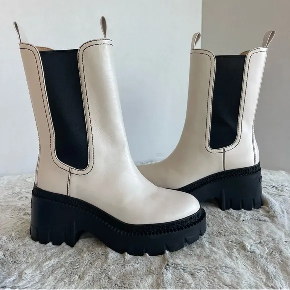 Coach NWT Alexa Leather Bootie Women size 7B