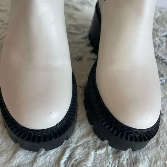 Coach NWT Alexa Leather Bootie Women size 7B