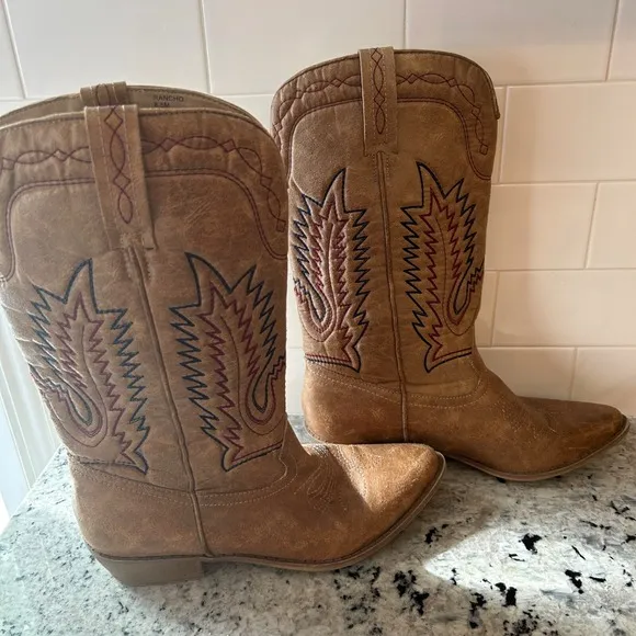 Coconuts by Matisse Cisco Faux Leather Almond Toe Cowboy, Western Boots 8.5M Tan