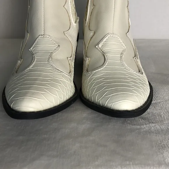COCONUTS BY MATISSE Free People Women's 6 Ivory Milo Western Boots Cowgirl