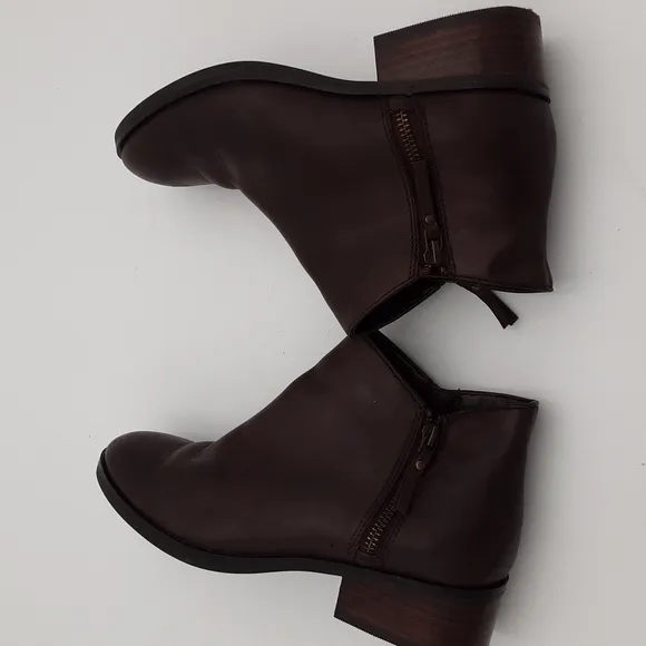Cole Haan Brown Leather Ankle Boots Casual office Y2K festival rodeo brown