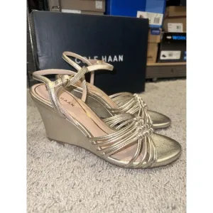 Cole Haan Jitney Knot Sandals Gold Wedge Women's Size 8 Brand New