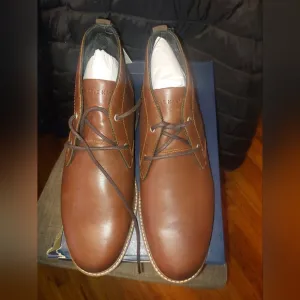 Cole Haan Men's Midland Leather Water Resistant Lace-Up Chukka Boots