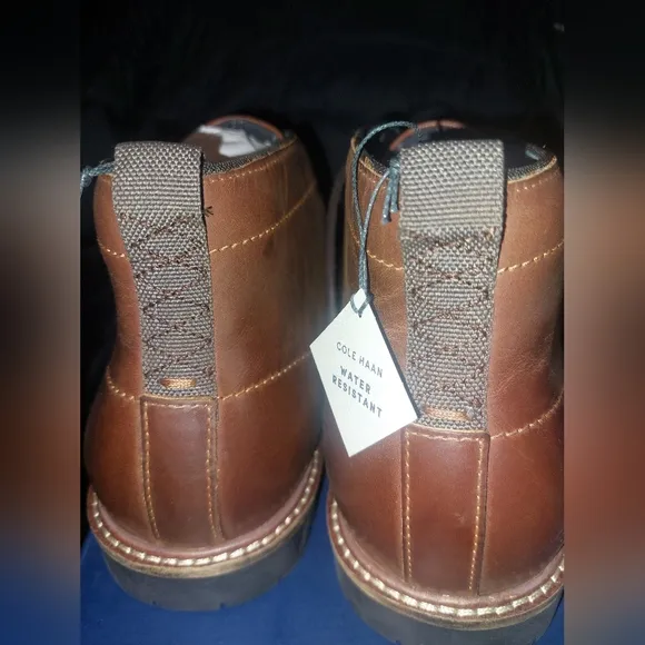 Cole Haan Men's Midland Leather Water Resistant Lace-Up Chukka Boots