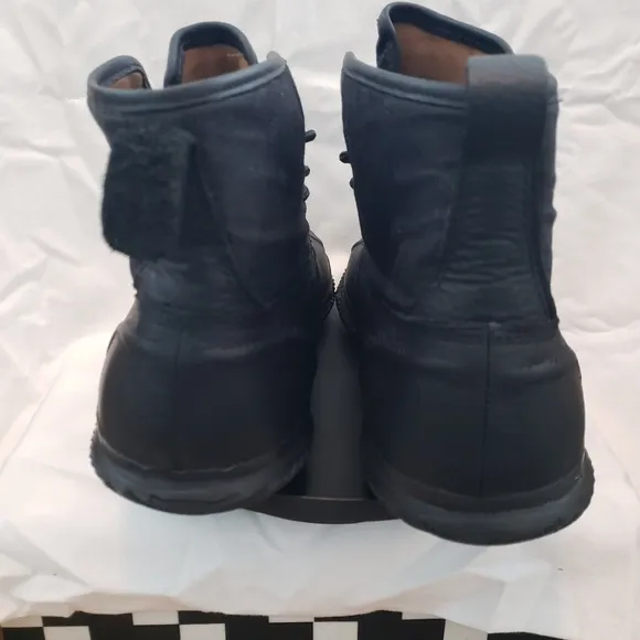 Cole Haan Mens Shoes Waterproof Chukka Outdoor Boots Casual Size 8.5