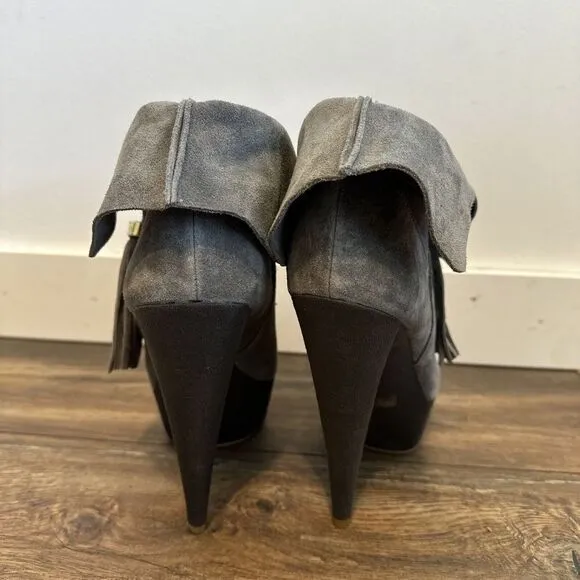Colin Stuart Gray Suede Booties Ankle Boots Size 9