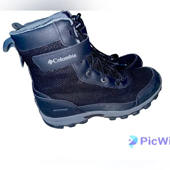 COLUMBIA HYPER-BOREAL OMNI-HEAT SNOW BOOT - KIDS' Size 4