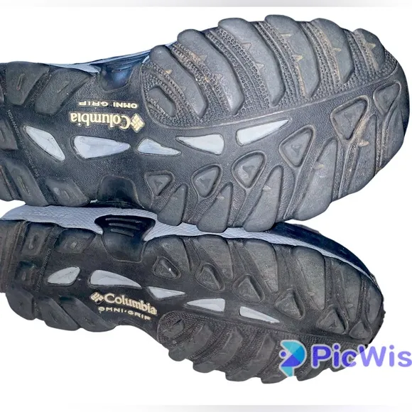 COLUMBIA HYPER-BOREAL OMNI-HEAT SNOW BOOT - KIDS' Size 4