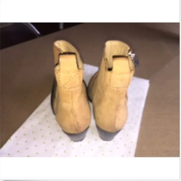 COPY - ACNE Beige Suede Leather Pistol Boots SZ 38