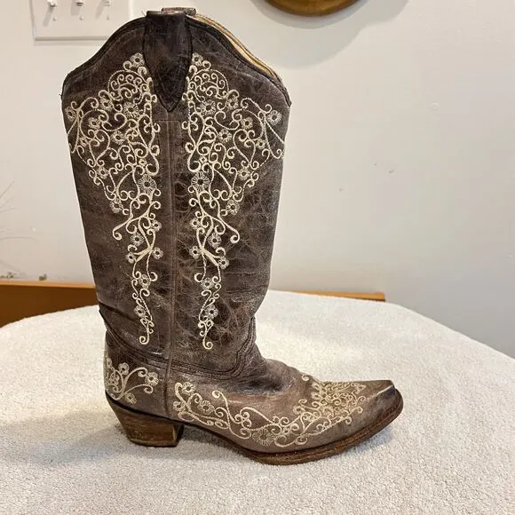 Corral Distressed Brown Cowgirl Boots Bone Embroidery 7.5 Western Cowboy Boho