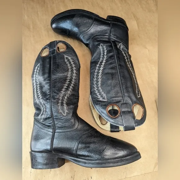 Cowtown Boots men's size 9.5D black Shrunken Bull Shoulder leather classic Weste