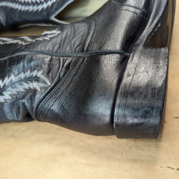 Cowtown Boots men's size 9.5D black Shrunken Bull Shoulder leather classic Weste
