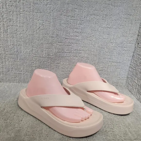 Crocs Getaway Platform Women's Size US 11 Peach Pink Rubber Flip Flops Sandals
