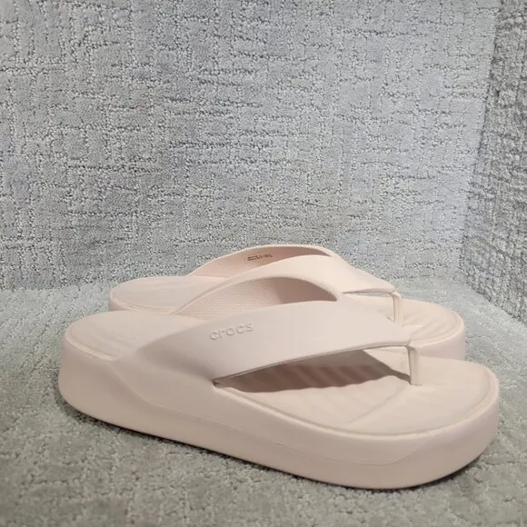 Crocs Getaway Platform Women's Size US 11 Peach Pink Rubber Flip Flops Sandals