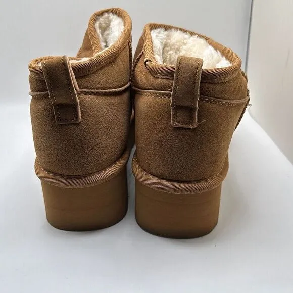 CUSHIONAIRE Women's Genuine Suede pull on platform boot  Memory Foam 9 CHESTNUT