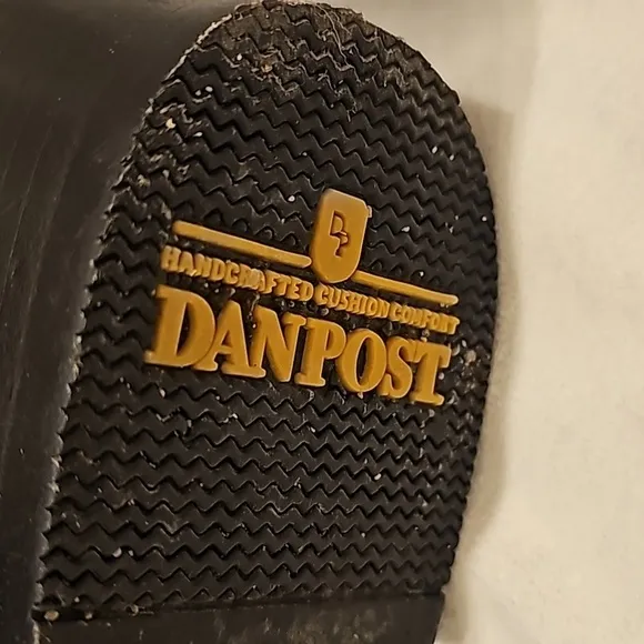 Dan Post black leather cowboy boots 10.5 EW very good condition