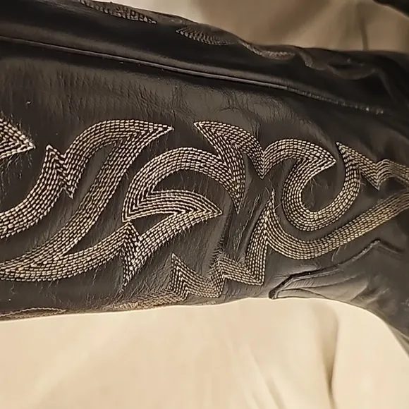 Dan Post black leather cowboy boots 10.5 EW very good condition