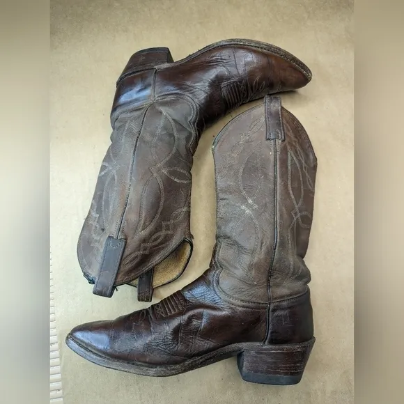 Dan Post boots men's size 9.5D brown distressed leather Western cowboy boots. Pu