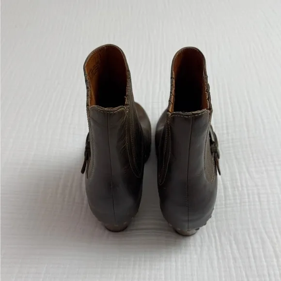 Dansko Rihanna Brown Leather Ankle Boots Size 8.5-9 US / 39 EU Moto Buckle Studs