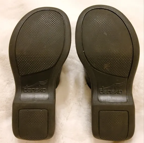 Dansko Sandals Black Leather Two Strap Platform Croc Embossed Size 36 (US 5.5-6)