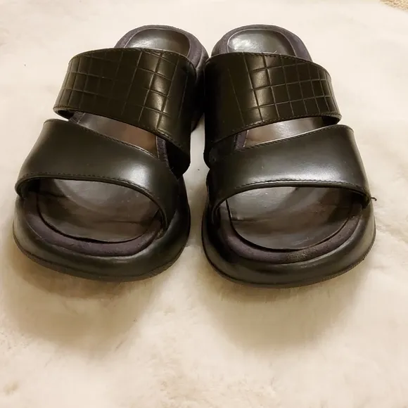 Dansko Sandals Black Leather Two Strap Platform Croc Embossed Size 36 (US 5.5-6)