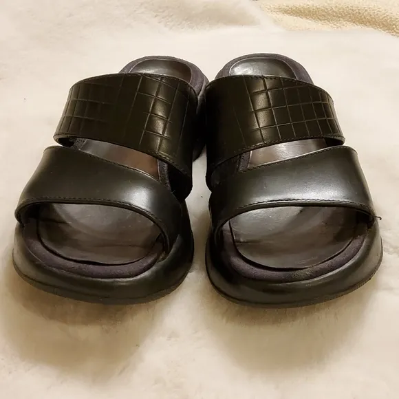 Dansko Sandals Black Leather Two Strap Platform Croc Embossed Size 36 (US 5.5-6)