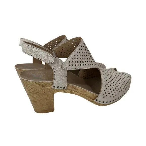 Dansko Teagan Womens Beige Perforated Leather Heeled Sandals SZ 40 EU/ 9.5-10 US