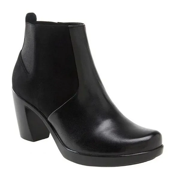 DANSKO Tiffany Nappa Suede Chelsea Ankle Boots 40 10.5 Block Heel Pull On Black