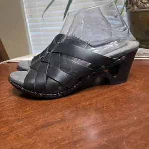 Dansko Tory leather cutout clogs sandals  heels strappy mules