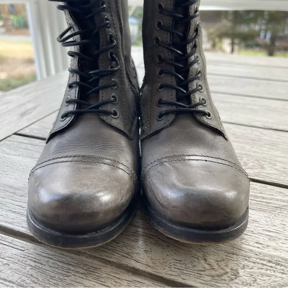 Diesel The Wildland Arthik Combat Gray Leather Boots Womens Size 36 EU 6 US