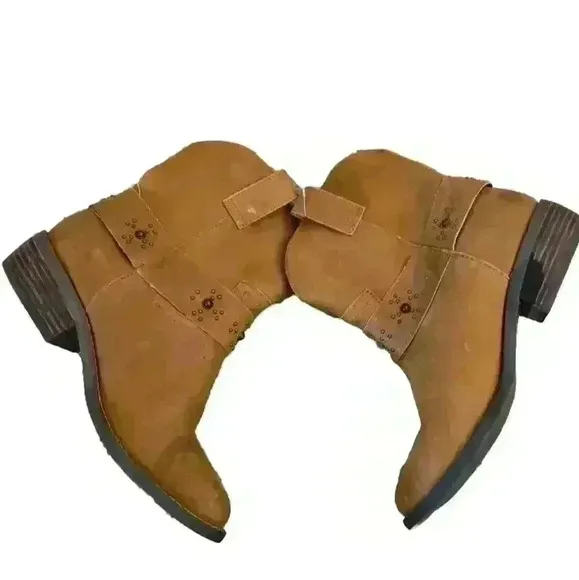 Dingo Women's Tan Silverada Western Boots - Medium Toe 8.5