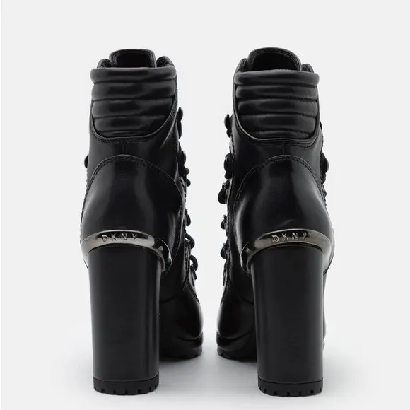 DKNY Lenni Lace-Up Ankle Boots, Oiled Suede Black Size 11 New in Box Retail $189