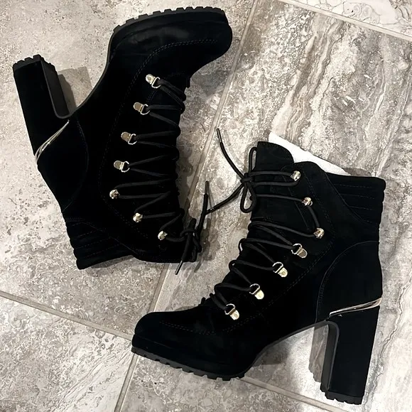 DKNY Lenni Lace-Up Ankle Boots, Oiled Suede Black Size 11 New in Box Retail $189