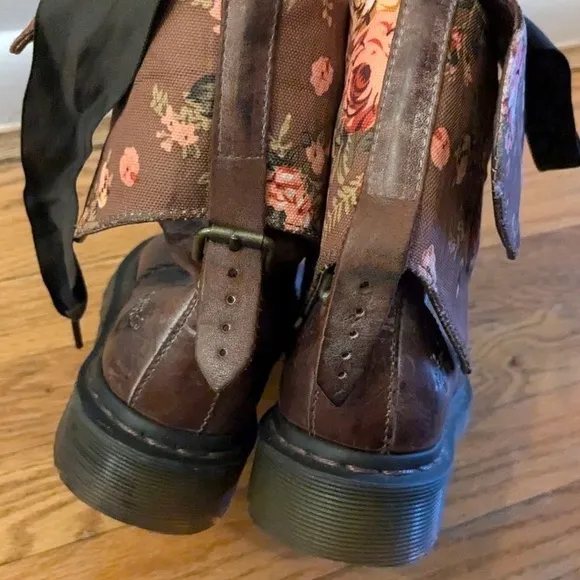 Doc Martens Vintage 90s Distressed Look Floral Foldover Satin Ribbon Shoestring