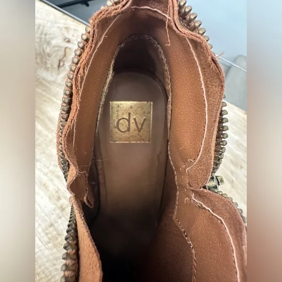 Dolce Vita Cognic Promise Tan Brown Suede Peep-Toe Fringe Ankle Boot Winter 9.5