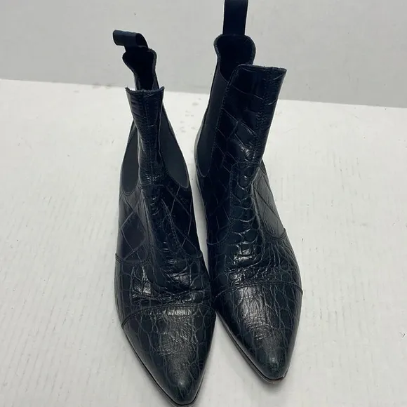 Donduo embossed leather boots