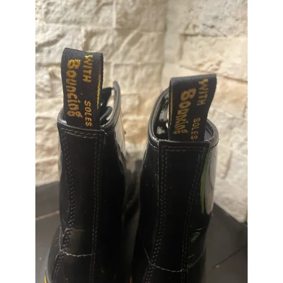 Dr. Martens 1460 Womens Patent Leather Combat Boots in Black, Size 8 US8 EU39