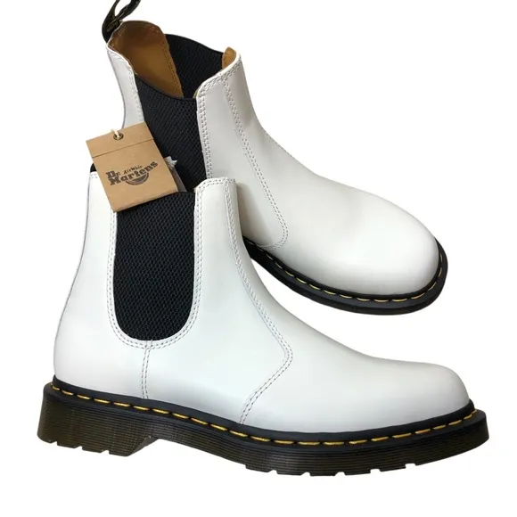 Dr. Martens 2976 Docs White Smooth Leather Chelsea Boots NEW Sz 10 W 9M Combat