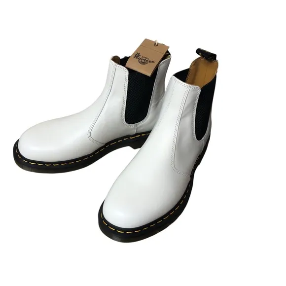 Dr. Martens 2976 Docs White Smooth Leather Chelsea Boots NEW Sz 10 W 9M Combat