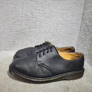 Dr. Martens AirWair 1461 Men's Size US 10 Black Leather Lace Up Oxford Shoes
