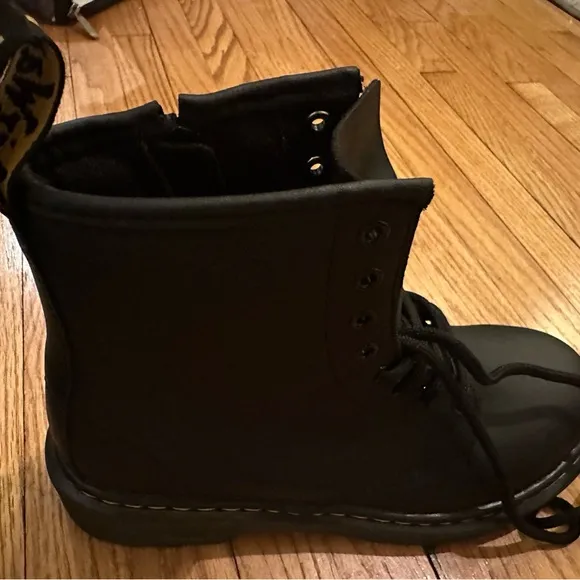 Dr. Martens Black Leather Kid's Boots