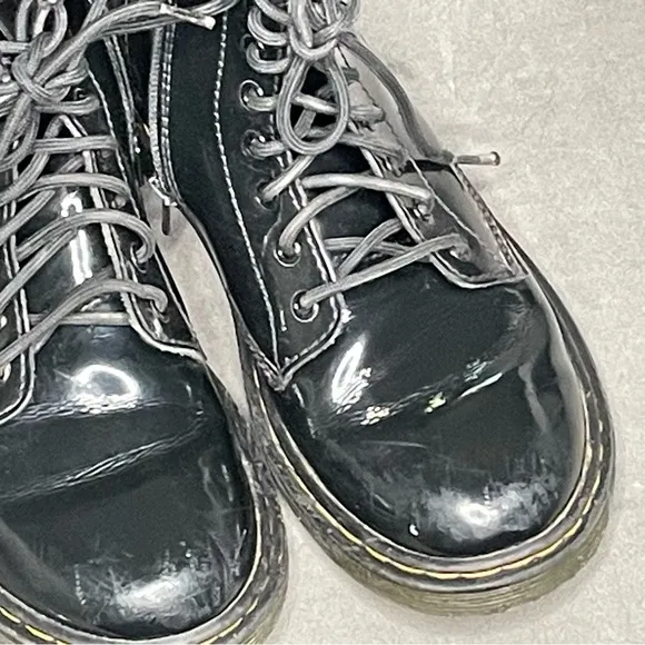Dr. Martens Black Patent Leather Boots 1460J Kid’s Size 2