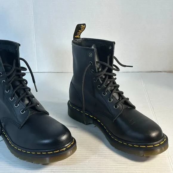 Dr. Martens L-size 8 Black Boots