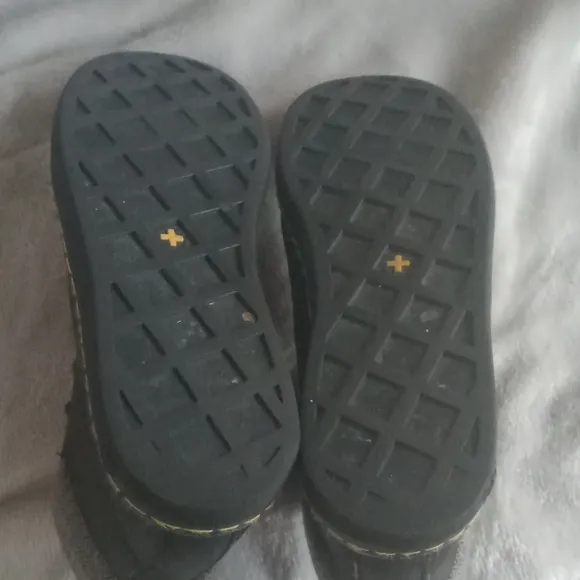 Dr. Martens Maelly Air Wair Bouncing Soles Padded Collar Boots Black