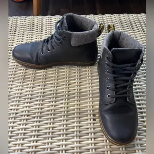 Dr. Martens Maelly Black Leather with Houndstooth High Top Ankle Boots